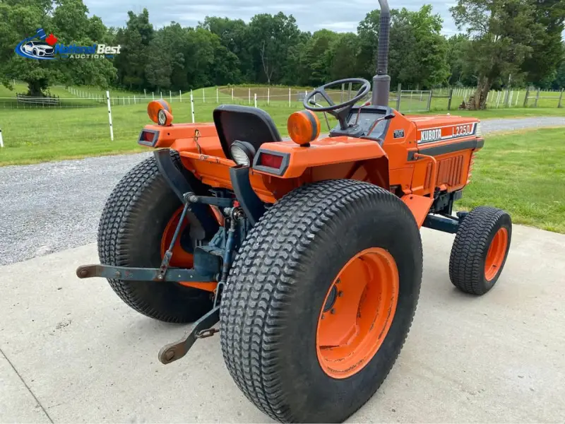 1992 Kubota L2250 photo 10