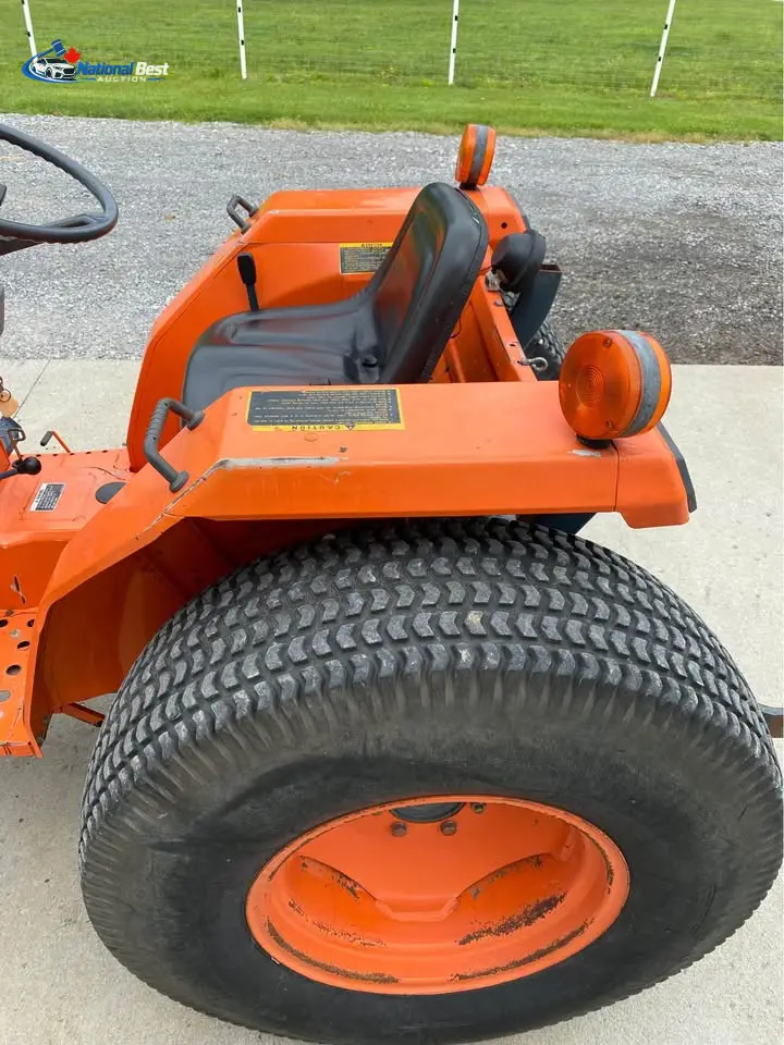 1992 Kubota L2250 photo 19