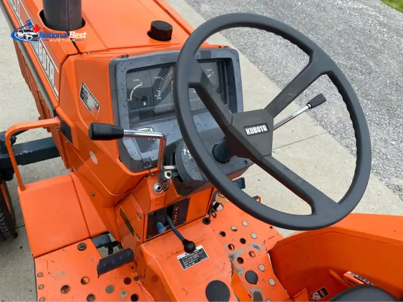 1992 Kubota L2250 photo 20