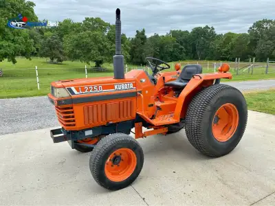 1992 Kubota L2250