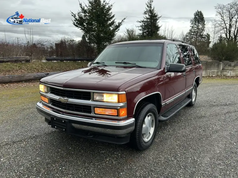 1999 Chevrolet Tahoe LT photo 3