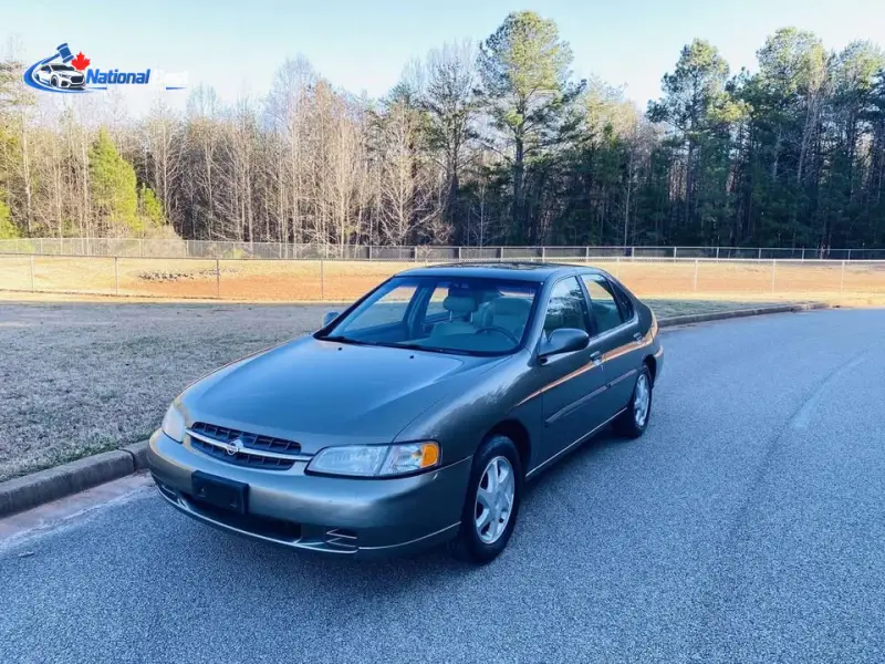 1999 Nissan Altima GLE photo 1