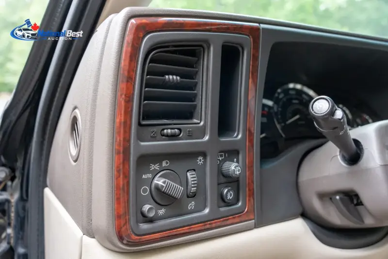 2005 Cadillac Escalade ESV photo 16