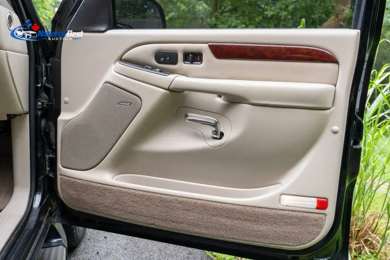 2005 Cadillac Escalade ESV photo 10