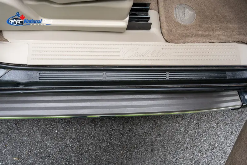2005 Cadillac Escalade ESV photo 14