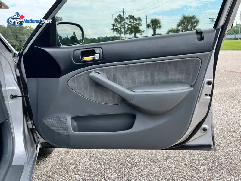 2005 Honda Civic EX photo 18